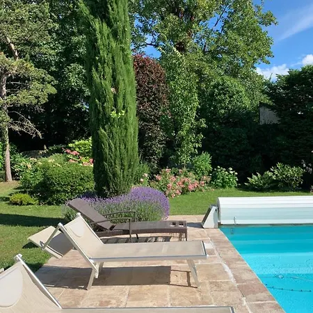 Bed & Breakfast Joussaume Latour