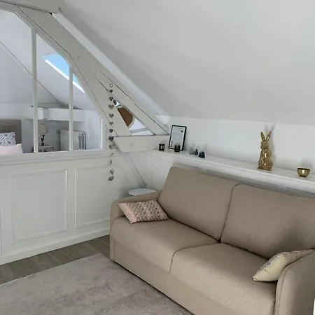 Joussaume Latour Bed & Breakfast Chateau-Thierry