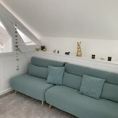 Joussaume Latour 3*
