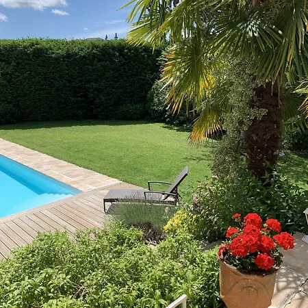 Joussaume Latour 3*